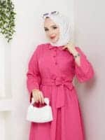 Maxikleid mit Taillengürtel