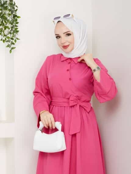 Maxikleid mit Taillengürtel