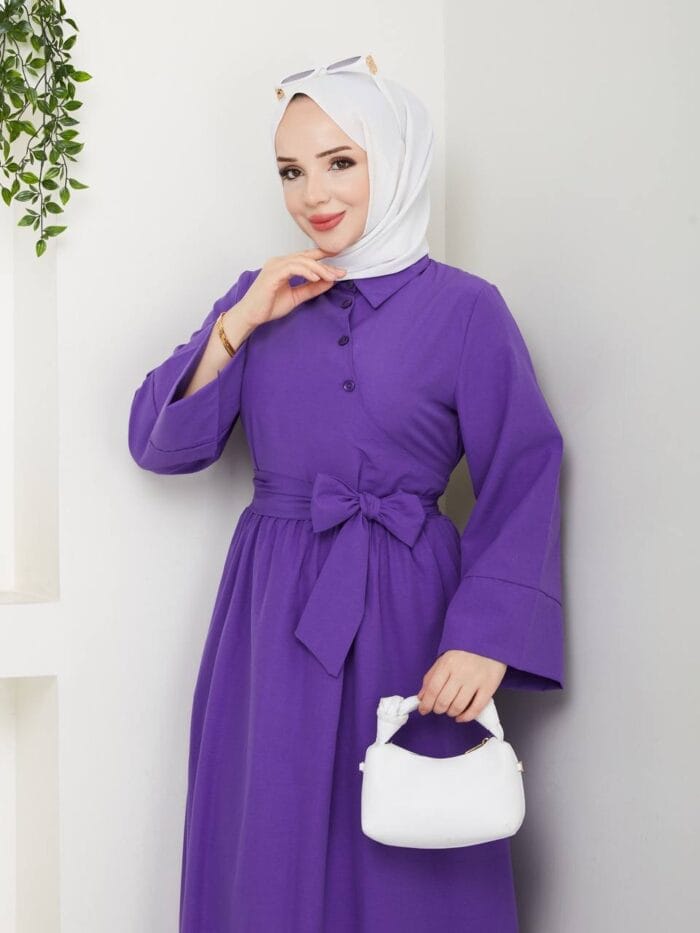 Maxikleid mit Taillengürtel