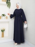 Maxikleid mit Taillengürtel