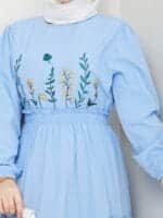 sommerkleid-Blumenstickerei
