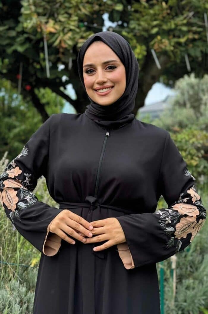 Elegant Embroidered Abaya with Waist Belt - Image 2