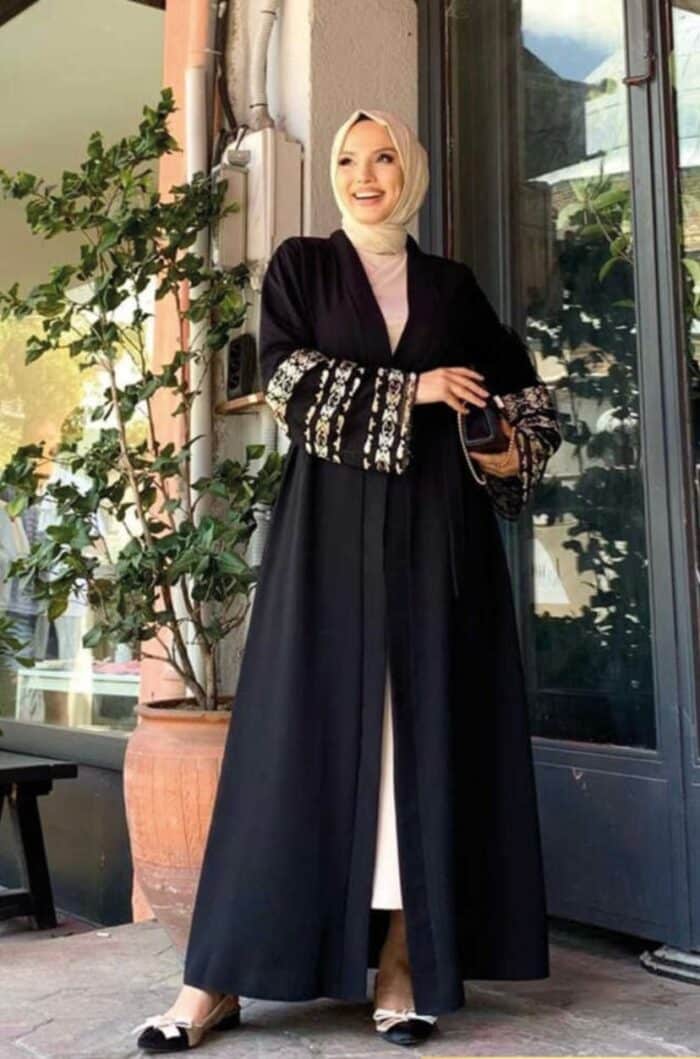 Two-Piece Prayer Dress Black with Embroidered Sleeves – Premium Jilbab Set - Image 2