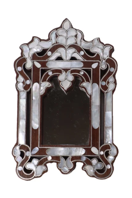 wall mirror