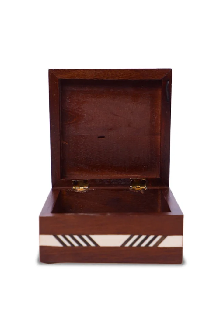 Small Mother-of-Pearl Jewelry Box in Walnut Wood - Image 2